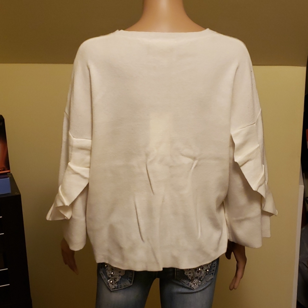 Sweater - Picture 3 of 5